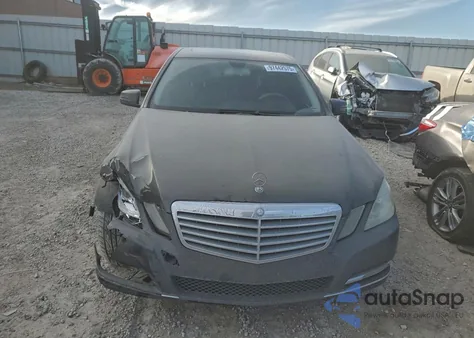 2012 Mercedes-Benz E 350 z USA, uszkodzony, nr VIN WDDHF5KB8CA570474